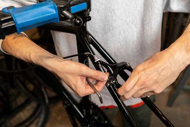 Chain tension adjustment for smooth riding
