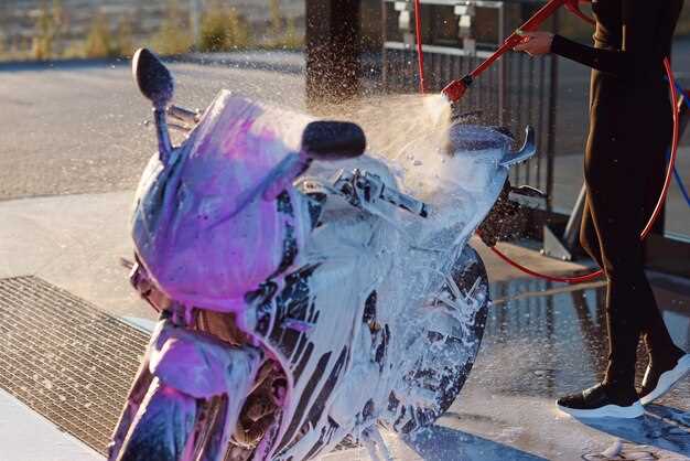 Cleaning tips for long-lasting motorcycle paint